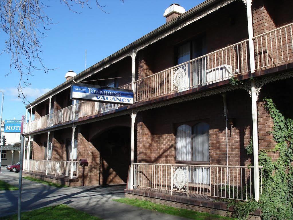Albury Townhouse Motel Экстерьер фото